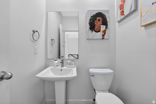 127 W HARVEST VILLAGE LN, Saratoga Springs, UT 84045