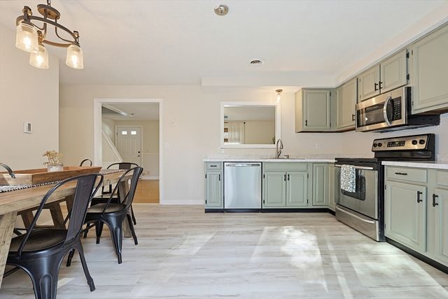 7 Village Way C, Norton, MA 02766