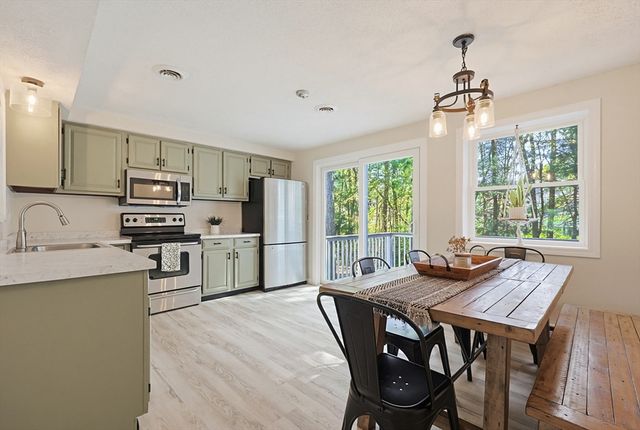 7 Village Way C, Norton, MA 02766