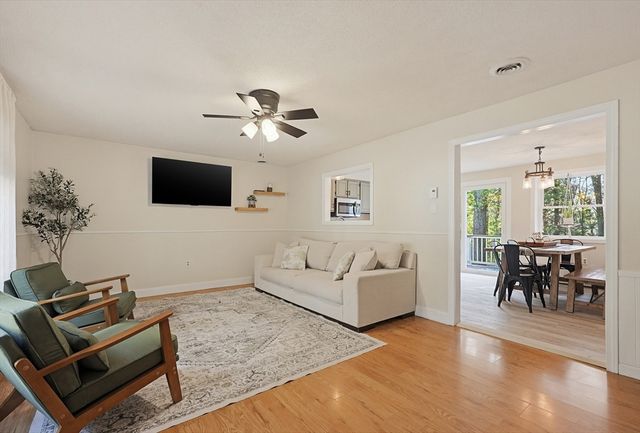 7 Village Way C, Norton, MA 02766