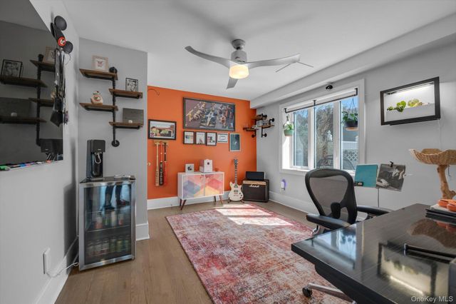 37 Carlton Avenue, Port Washington, NY 11050