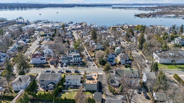 37 Carlton Avenue, Port Washington, NY 11050