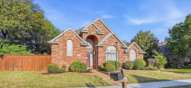 8501 Mustang Drive, Irving, TX 75063