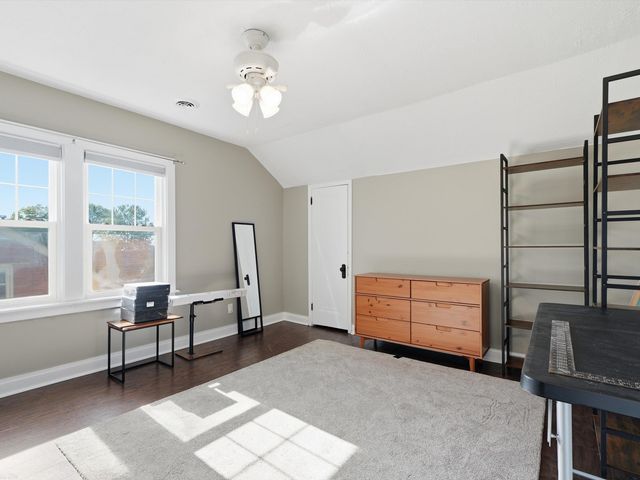 22823 Visnaw Street, St Clair Shores, MI 48081