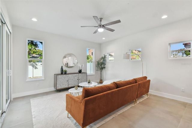3119 W CYPRESS STREET, Tampa, FL 33607
