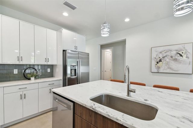 3119 W CYPRESS STREET, Tampa, FL 33607