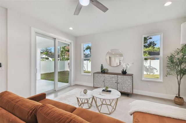 3119 W CYPRESS STREET, Tampa, FL 33607