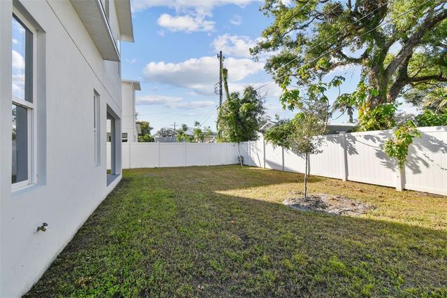 3119 W CYPRESS STREET, Tampa, FL 33607