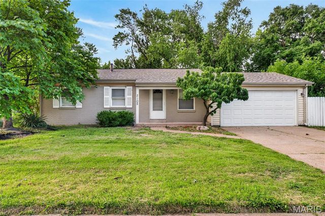 2105 Avon Drive, Unincorporated, MO 63033