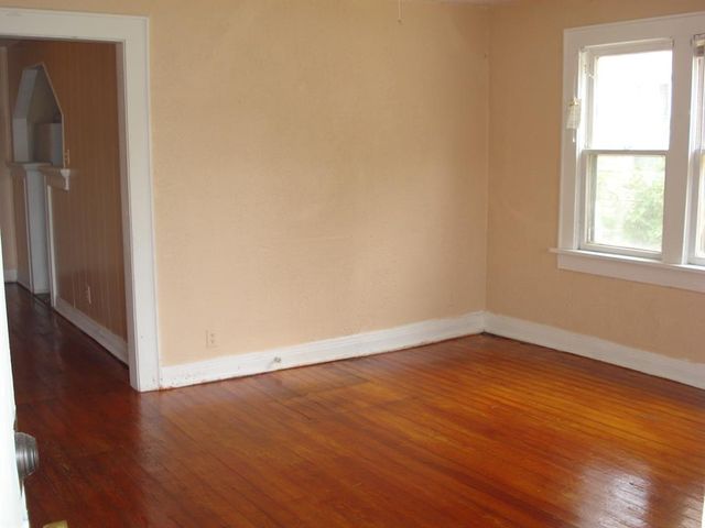 1225 N Page Avenue, Oklahoma City, OK 73117