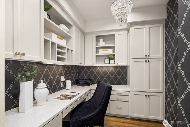 508 10th Avenue W, Kirkland, WA 98033