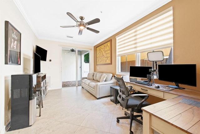 3235 NE 13th Street, Pompano Beach, FL 33062