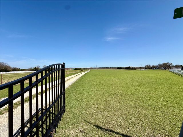 20762 S FM 740, Forney, TX 75126