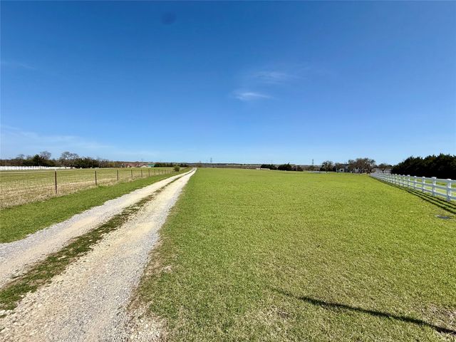 20762 S FM 740, Forney, TX 75126