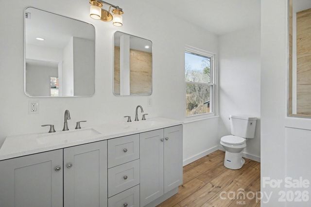 40 Evelake Drive, Asheville, NC 28806