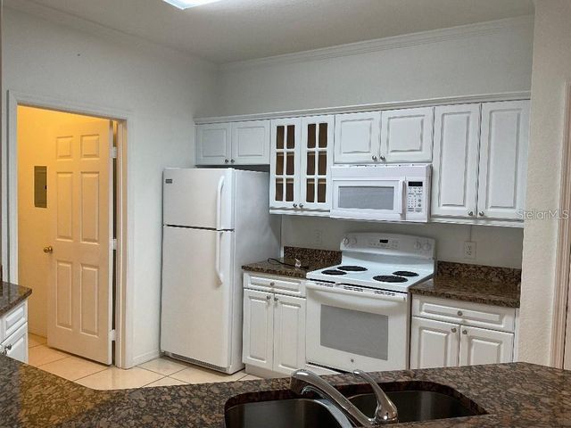 3701 CONROY ROAD 1822, Orlando, FL 32839