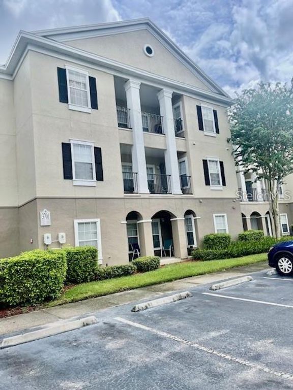 3701 CONROY ROAD 1822, Orlando, FL 32839