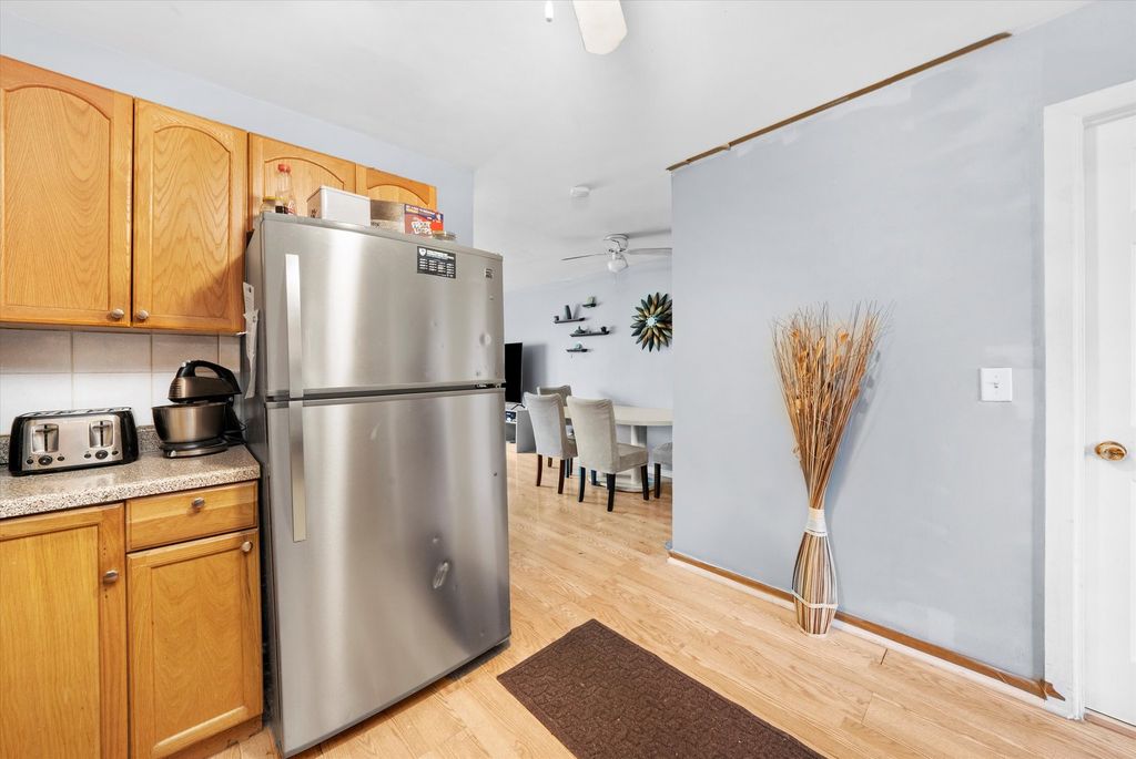 property-img