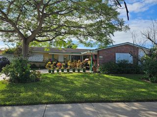 12340 SW 41st St 1, Miami, FL 33175