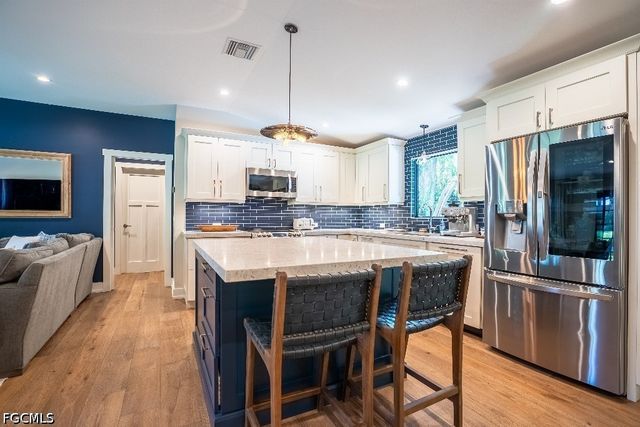 6100 Dogwood WAY, Naples, FL 34116