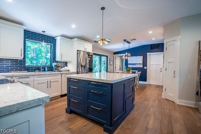 6100 Dogwood WAY, Naples, FL 34116