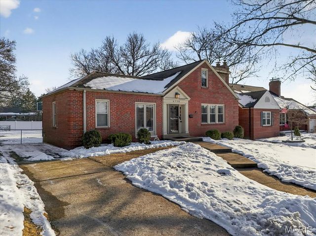6758 Neosho Street, St Louis, MO 63109
