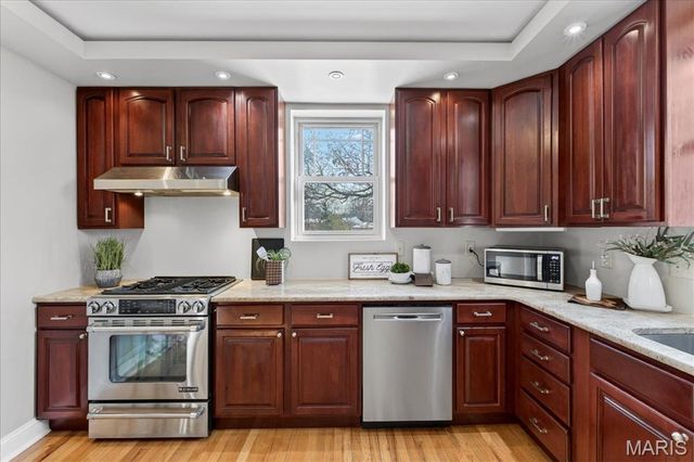 6758 Neosho Street, St Louis, MO 63109