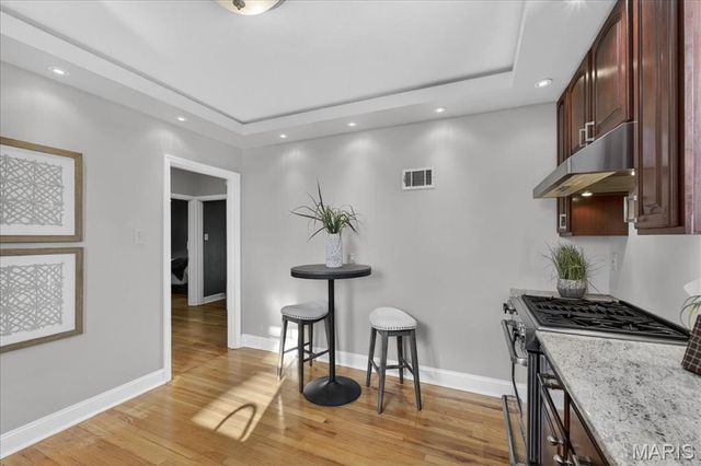 6758 Neosho Street, St Louis, MO 63109