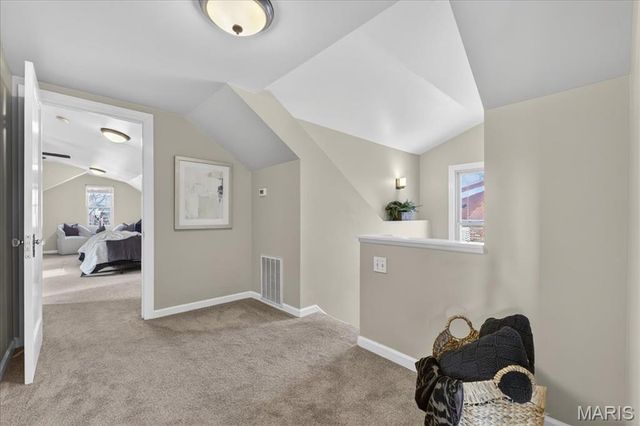 6758 Neosho Street, St Louis, MO 63109