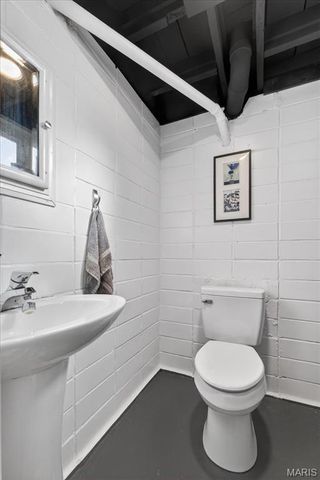 6758 Neosho Street, St Louis, MO 63109