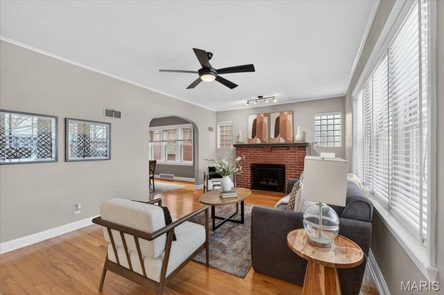 6758 Neosho Street, St Louis, MO 63109