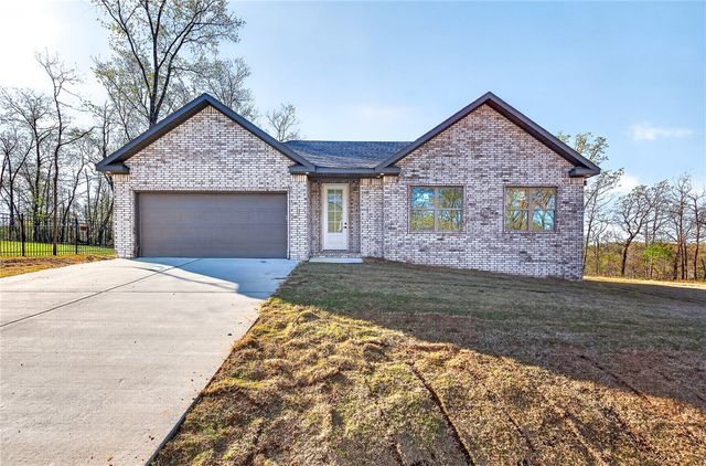 11 Sandgate Drive, Bella Vista, AR 72714