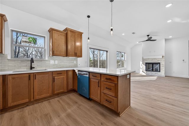 11 Sandgate Drive, Bella Vista, AR 72714