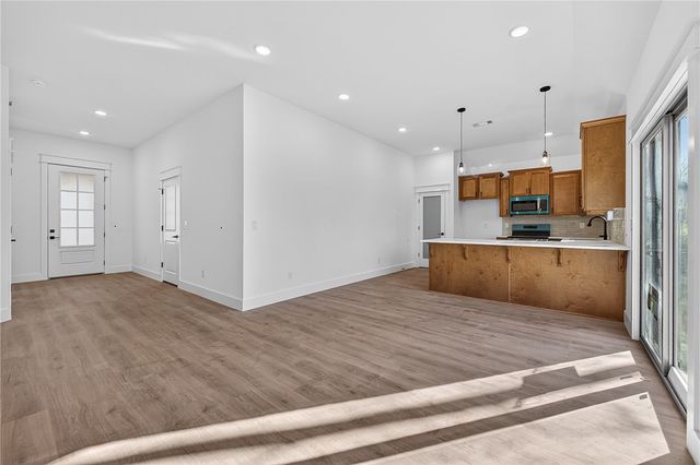 11 Sandgate Drive, Bella Vista, AR 72714