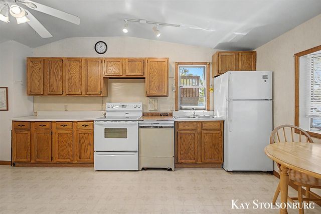 892 Palmer Drive, Middleville, MI 49333