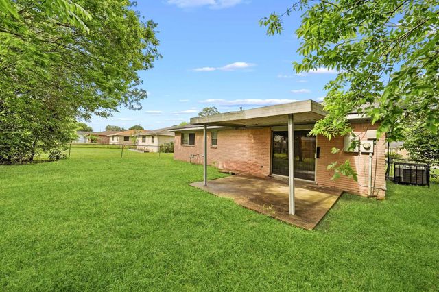 12903 Claygate Drive, Houston, TX 77047