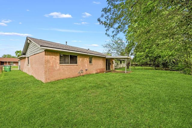 12903 Claygate Drive, Houston, TX 77047