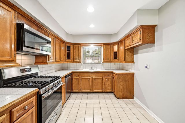12903 Claygate Drive, Houston, TX 77047