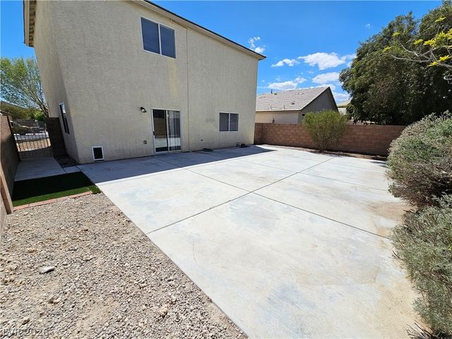 4824 Morning Splash Avenue, Las Vegas, NV 89131