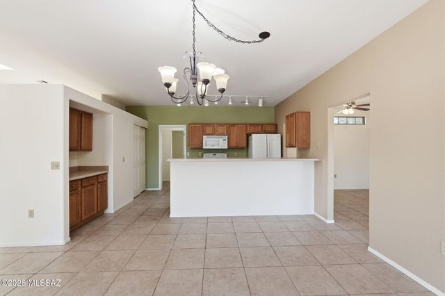 3617 S Paseo De Los Nardos, Green Valley, AZ 85614