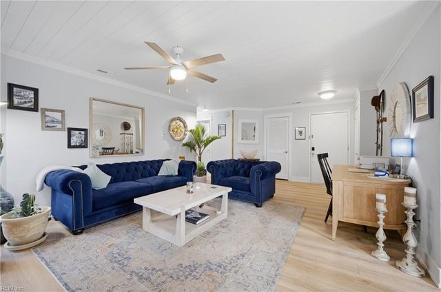 403 Harbour Pt Apt 203, Virginia Beach, VA 23451