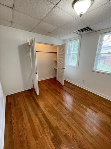 318 Saline St 2, Greenfield, PA 15207