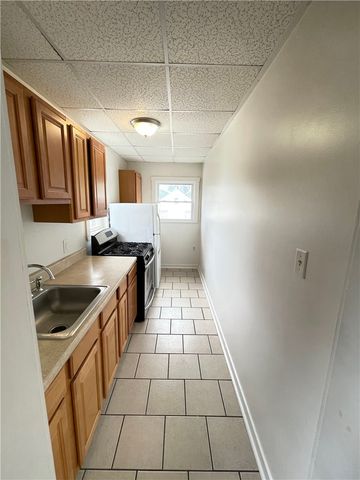 318 Saline St 2, Greenfield, PA 15207
