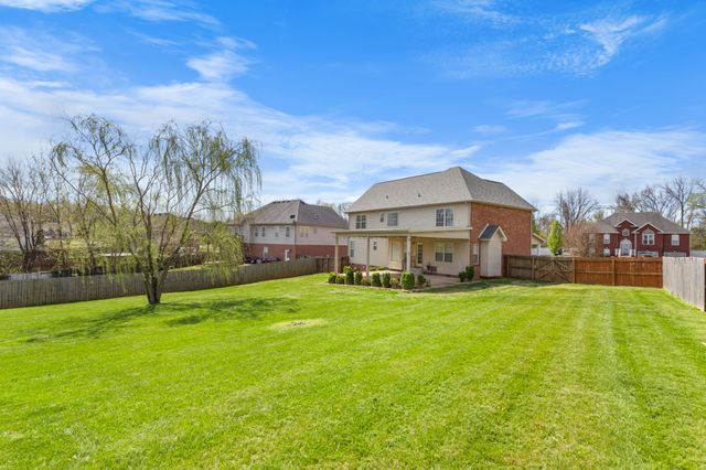 970 Granite Trl, Adams, TN 37010