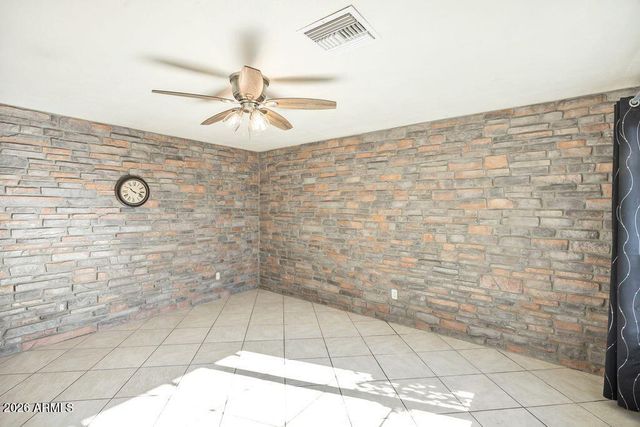 3838 W FLYNN Lane, Phoenix, AZ 85019