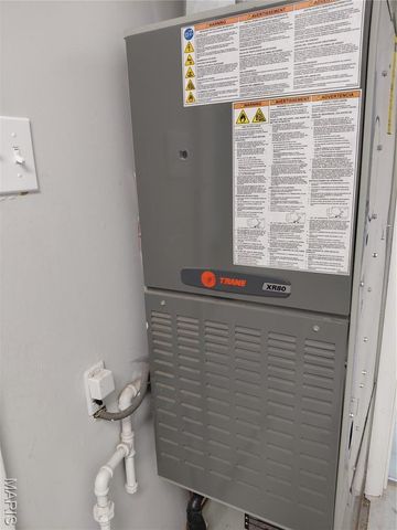 25 W Oak Street, Mascoutah, IL 62258