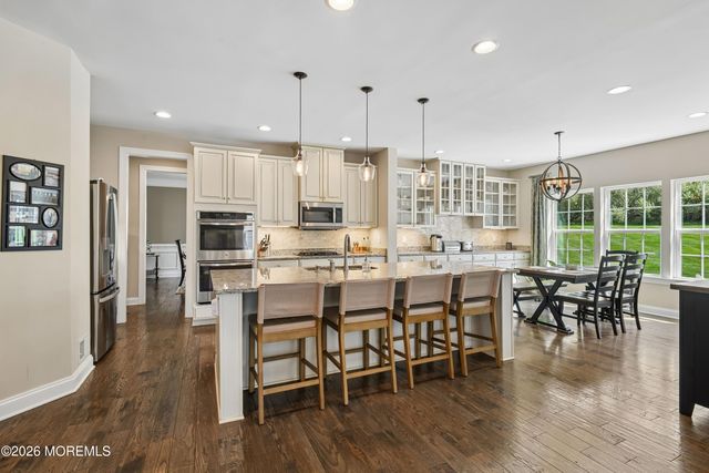 3 Burns Court, Millstone, NJ 08535
