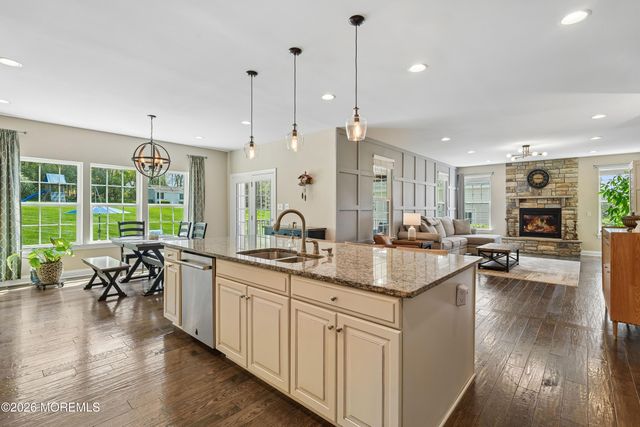 3 Burns Court, Millstone, NJ 08535