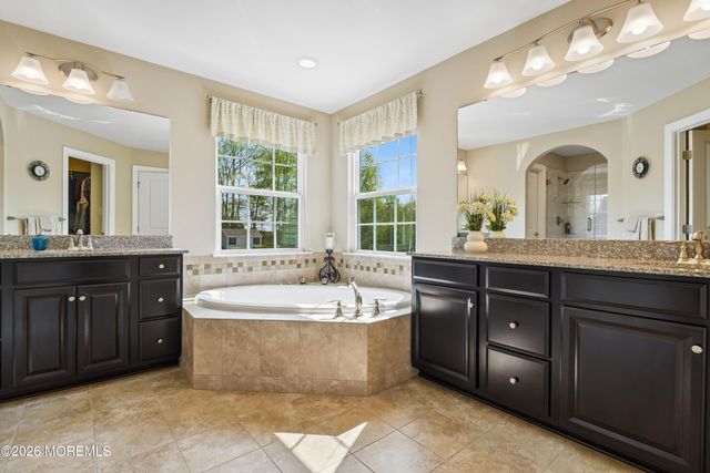 3 Burns Court, Millstone, NJ 08535