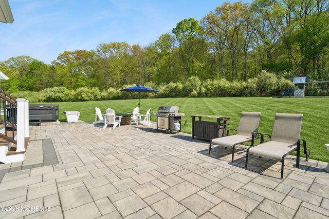 3 Burns Court, Millstone, NJ 08535